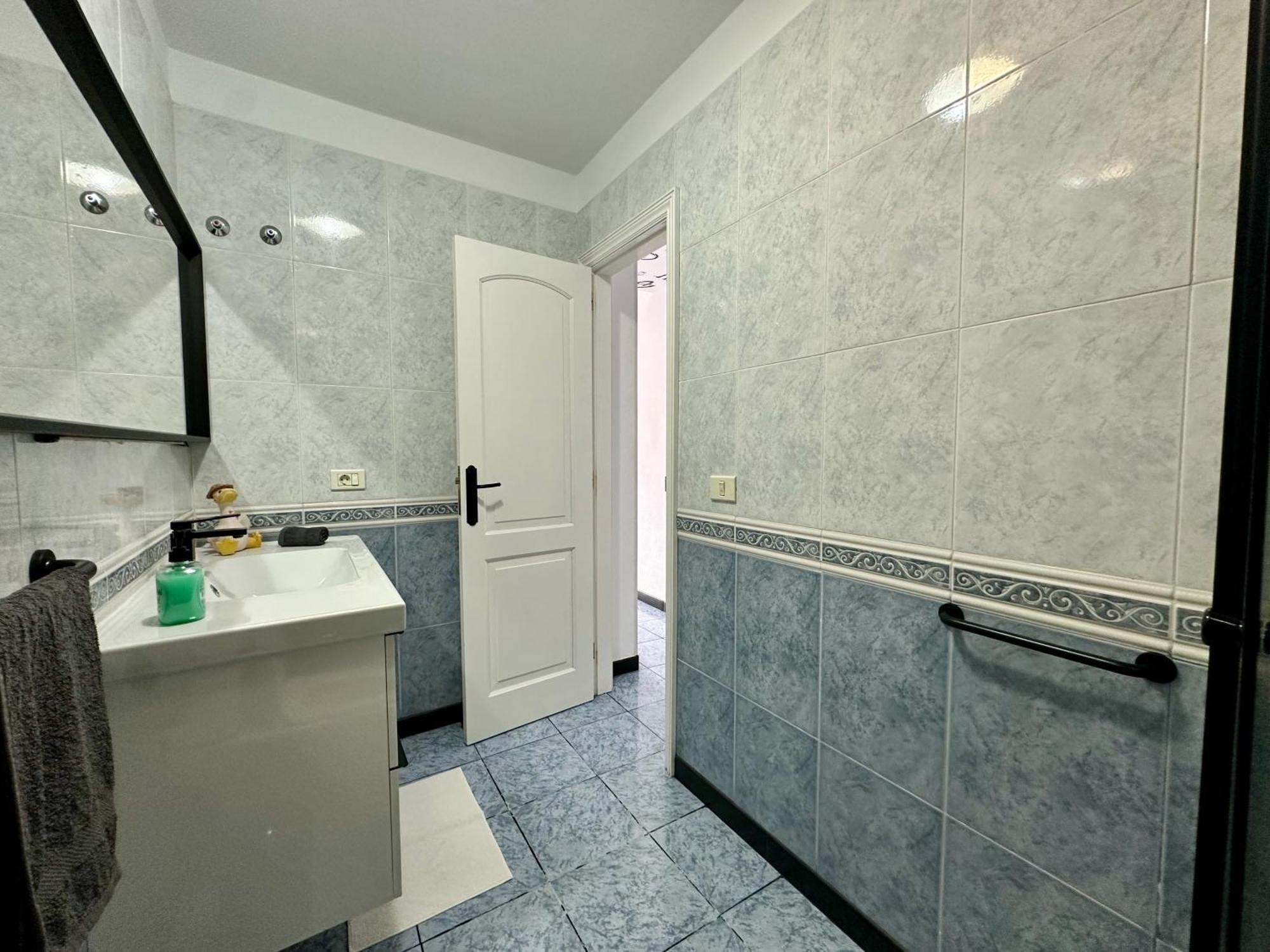 Pambnb - Chic Beachside Apartment Playa San Juan Eksteriør billede