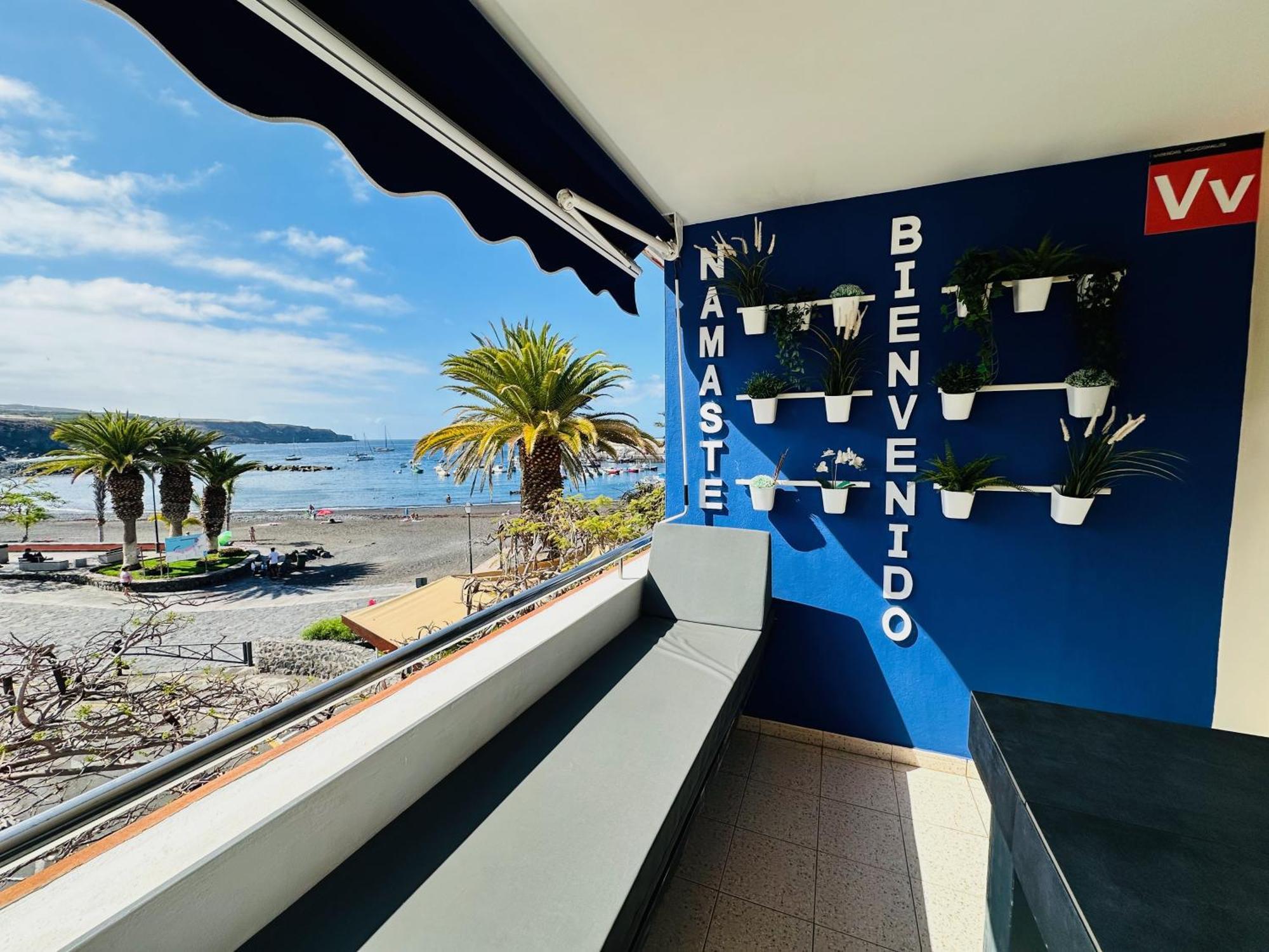 Pambnb - Chic Beachside Apartment Playa San Juan Eksteriør billede