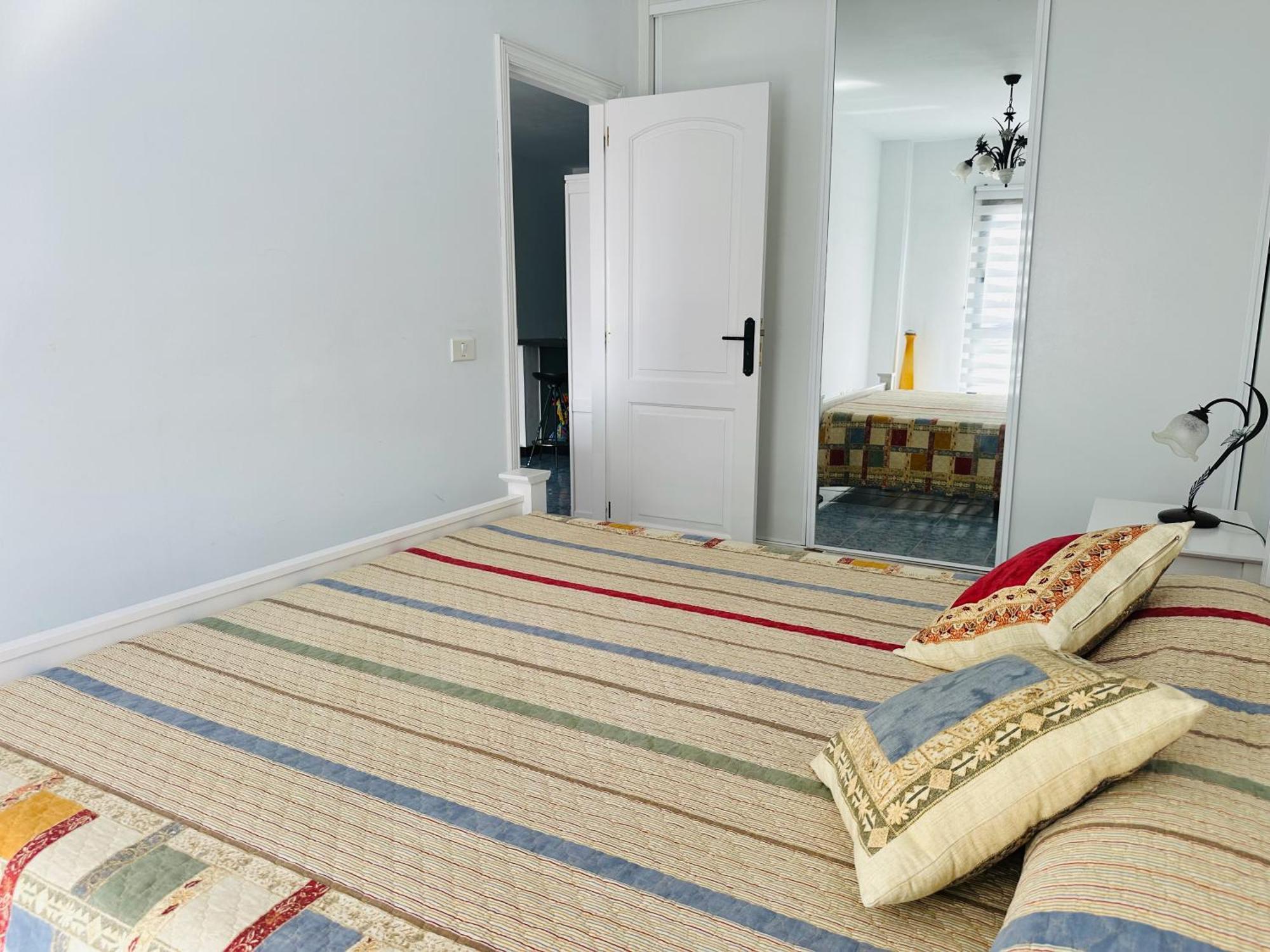 Pambnb - Chic Beachside Apartment Playa San Juan Eksteriør billede