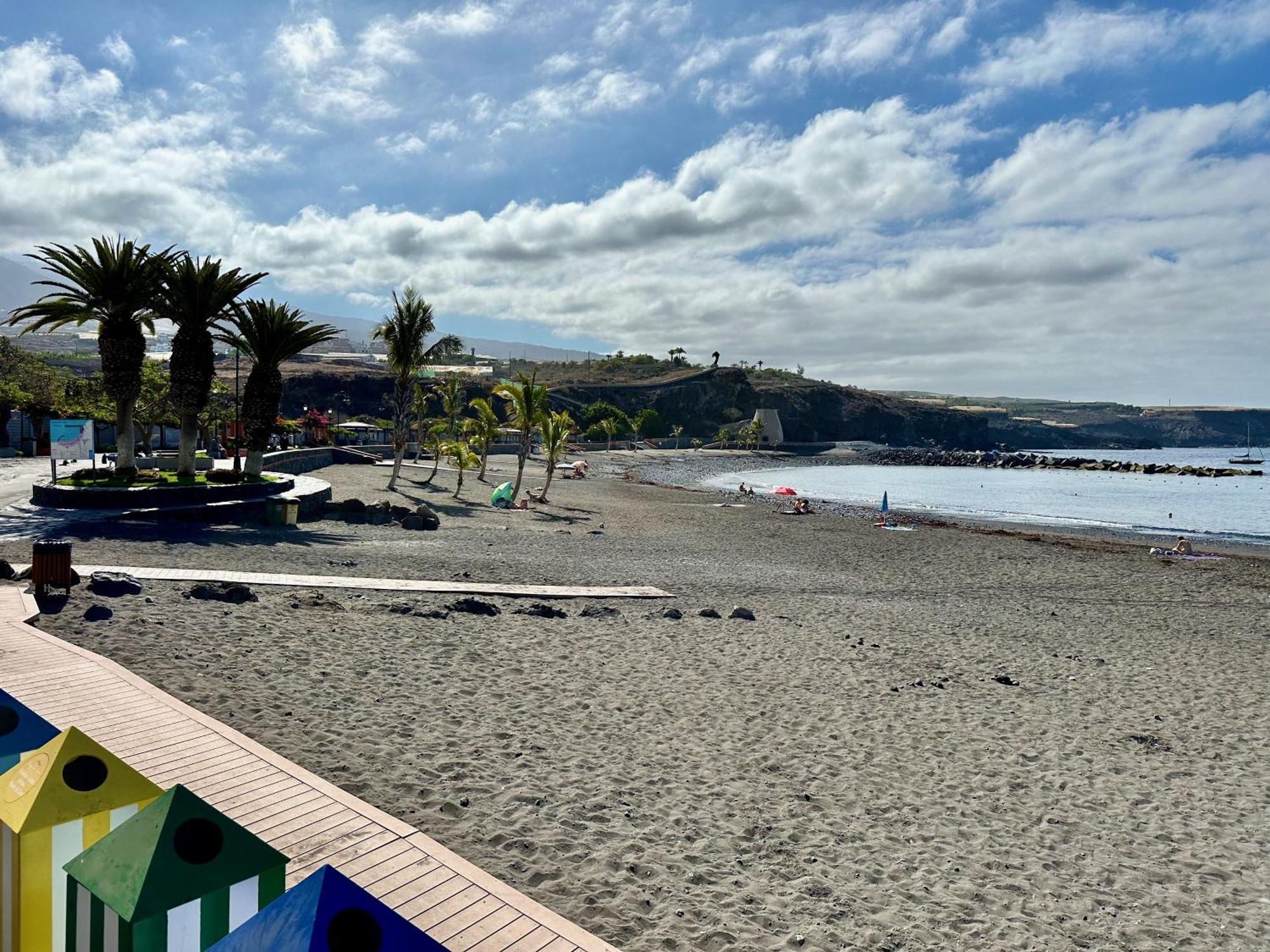 Pambnb - Chic Beachside Apartment Playa San Juan Eksteriør billede