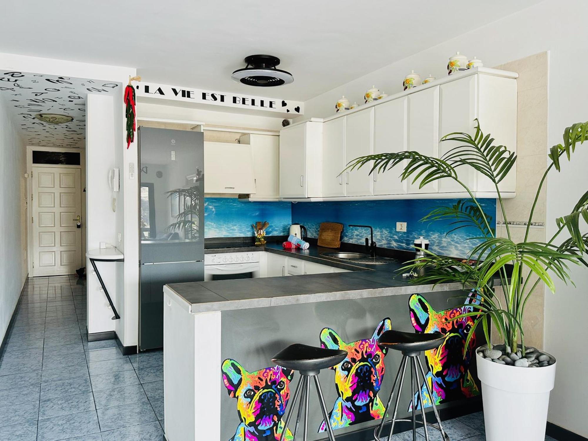 Pambnb - Chic Beachside Apartment Playa San Juan Eksteriør billede